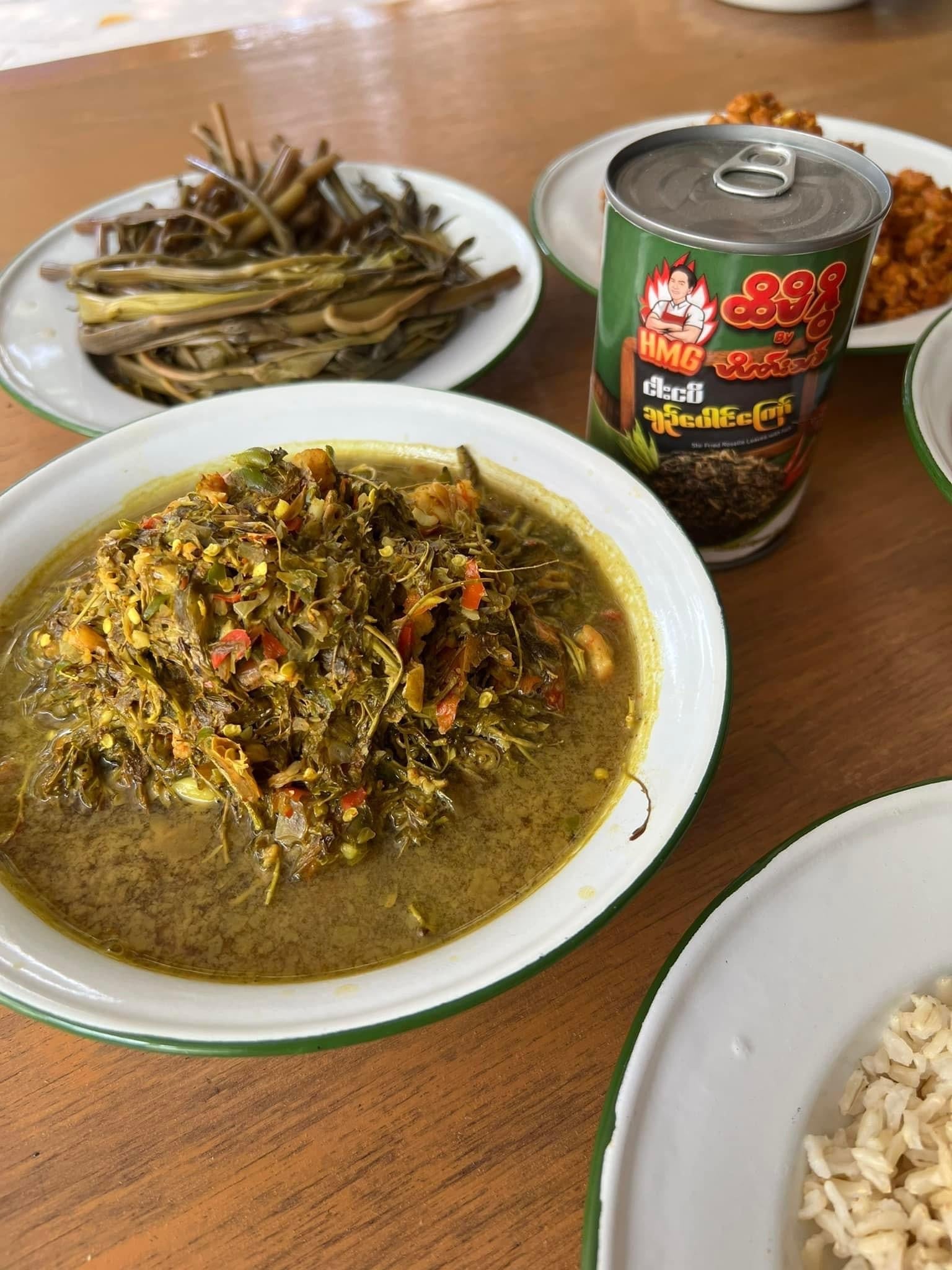 HMG ထိမိဂွိ ငါးငပိချဥ်ပေါင်ကြော် 400g